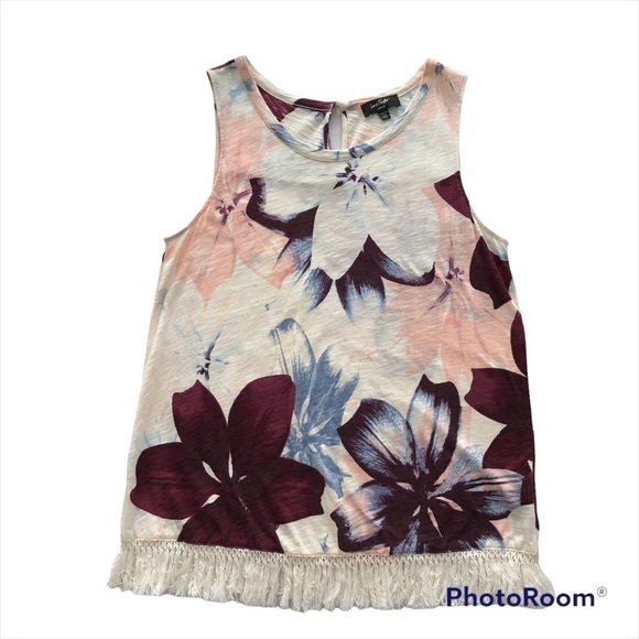 LORD & Taylor floral print fringe feminine tank top. Boho Summer top. Medium - Picture 2 of 6